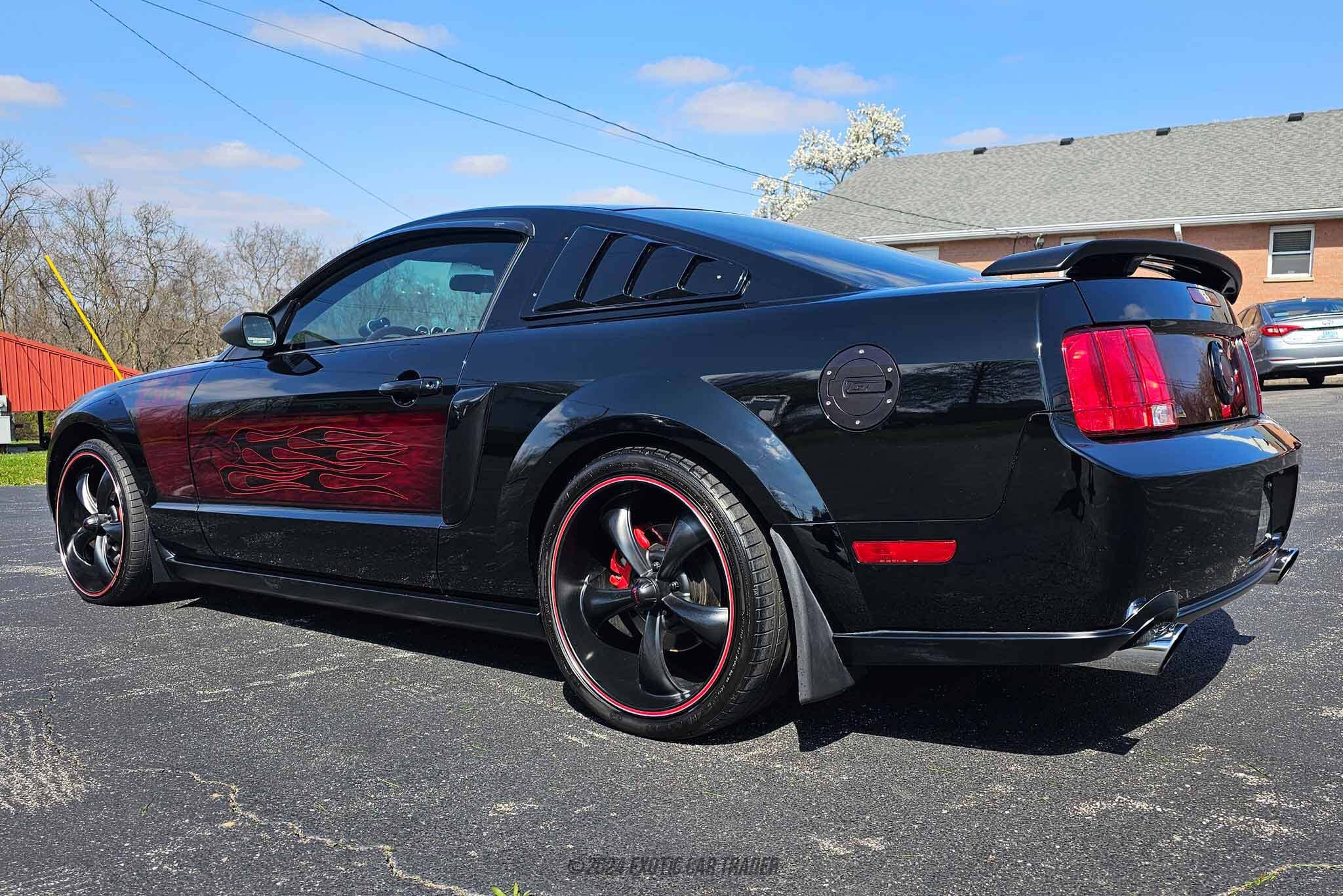 2005 Ford Mustang GT Deluxe for sale