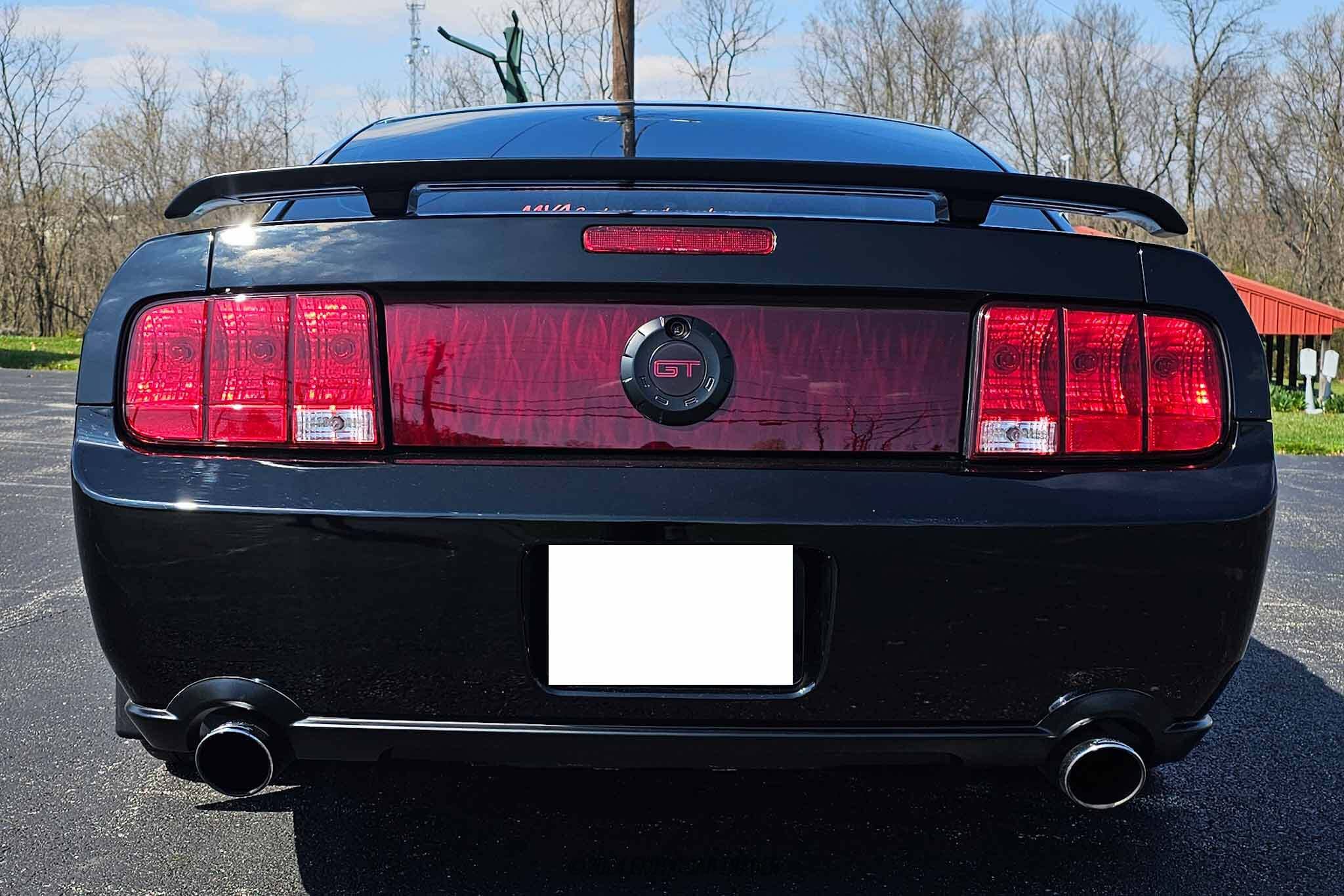 2005 Ford Mustang GT Deluxe for sale