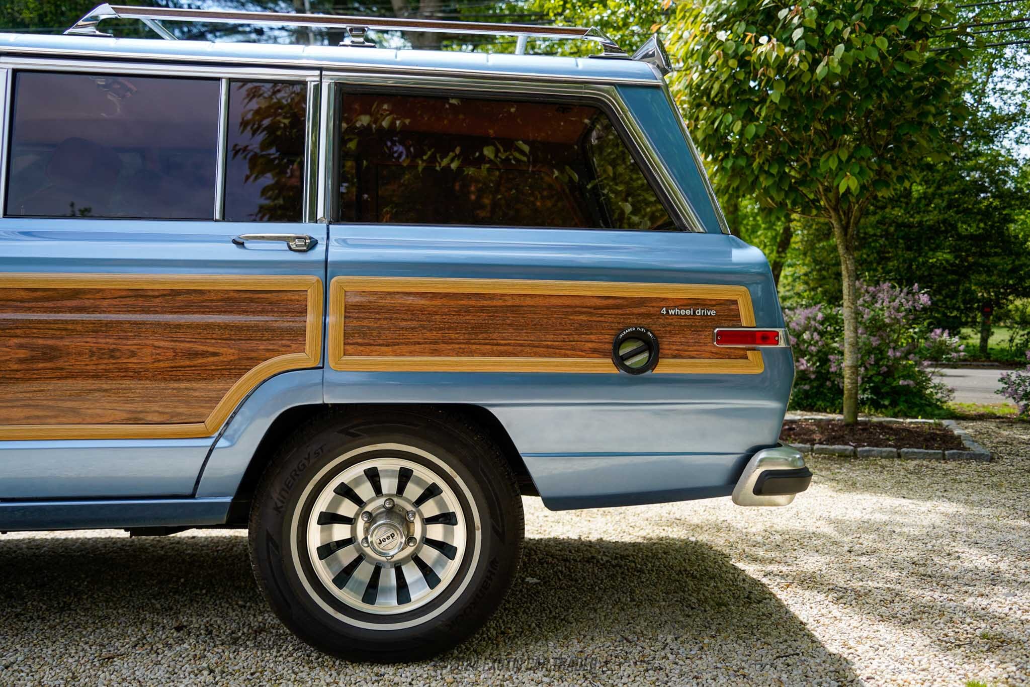 1984 Jeep Grand Wagoneer for sale