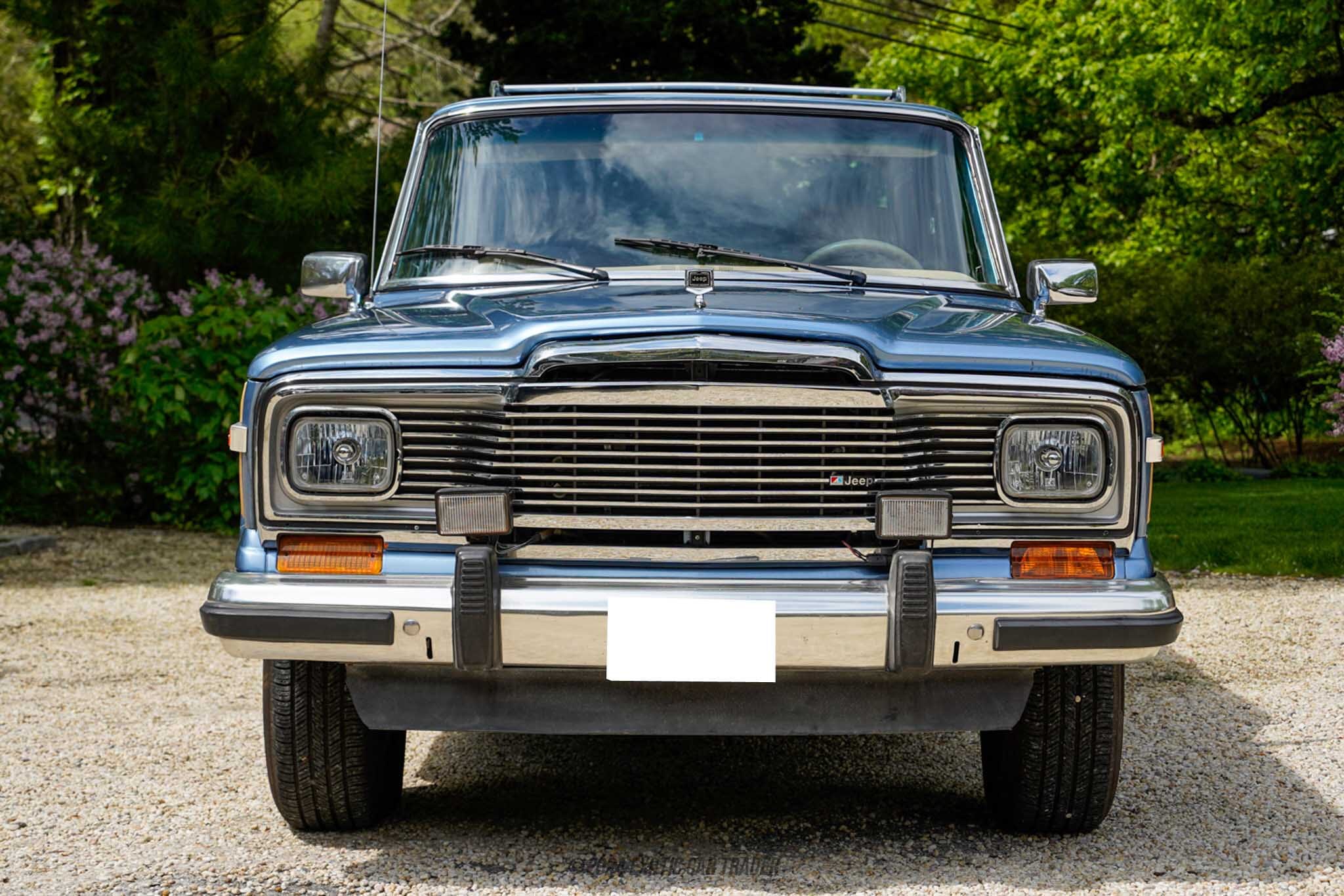 1984 Jeep Grand Wagoneer for sale
