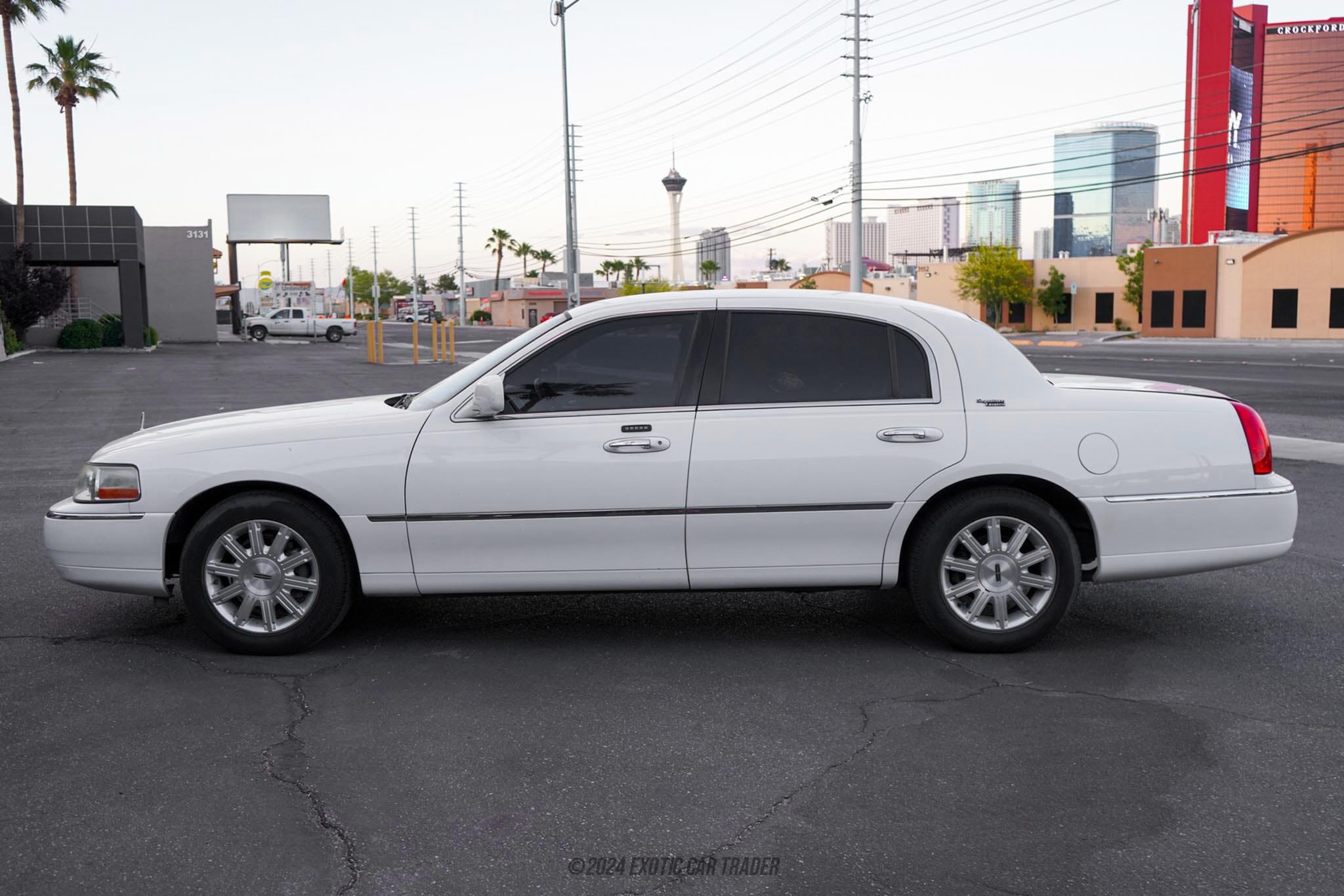 2011 Lincoln Town Car for sale