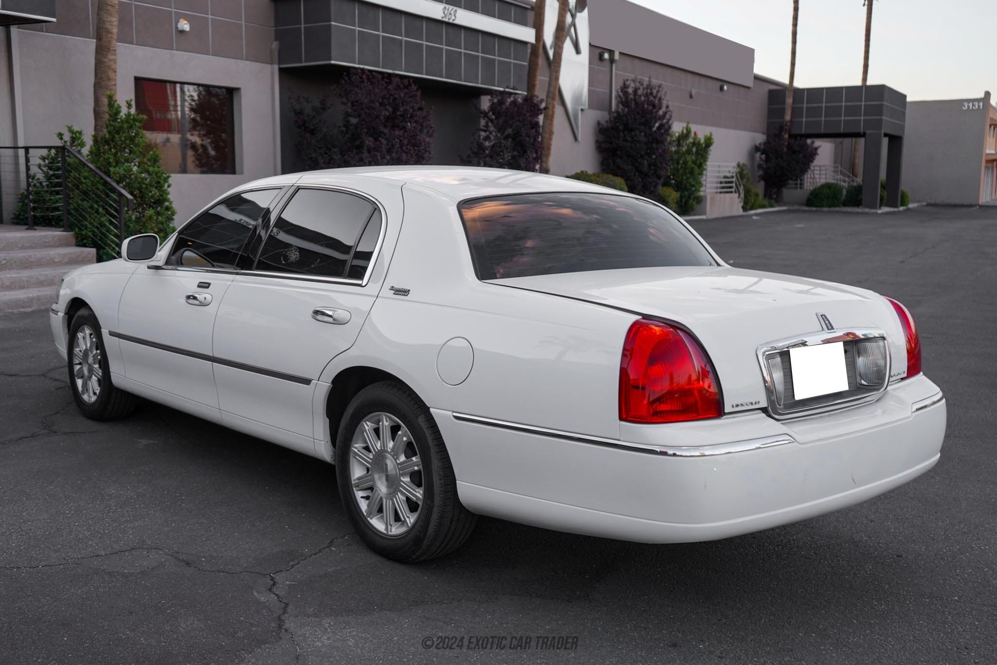2011 Lincoln Town Car for sale