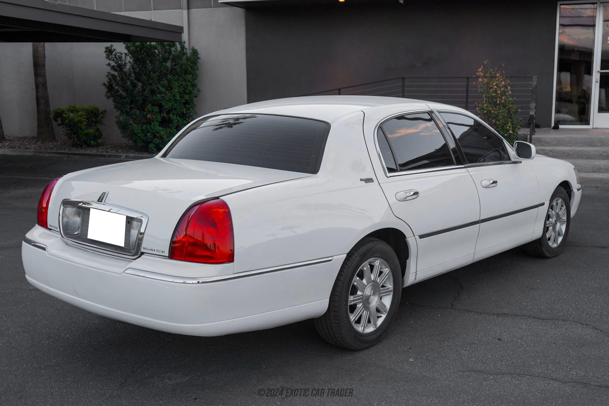 2011 Lincoln Town Car for sale