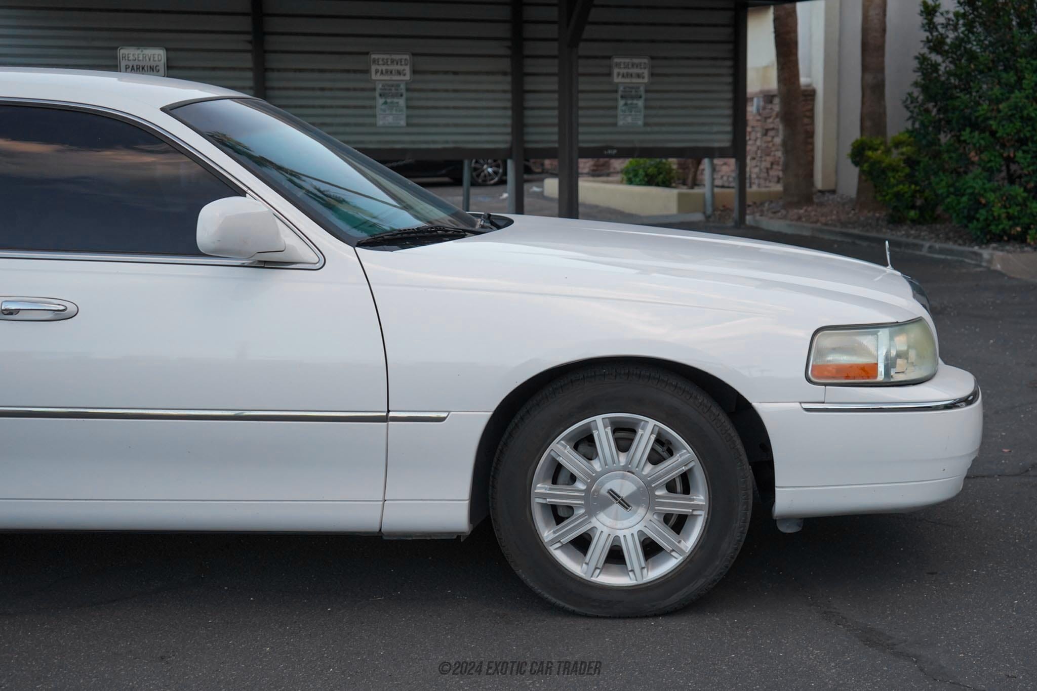 2011 Lincoln Town Car for sale