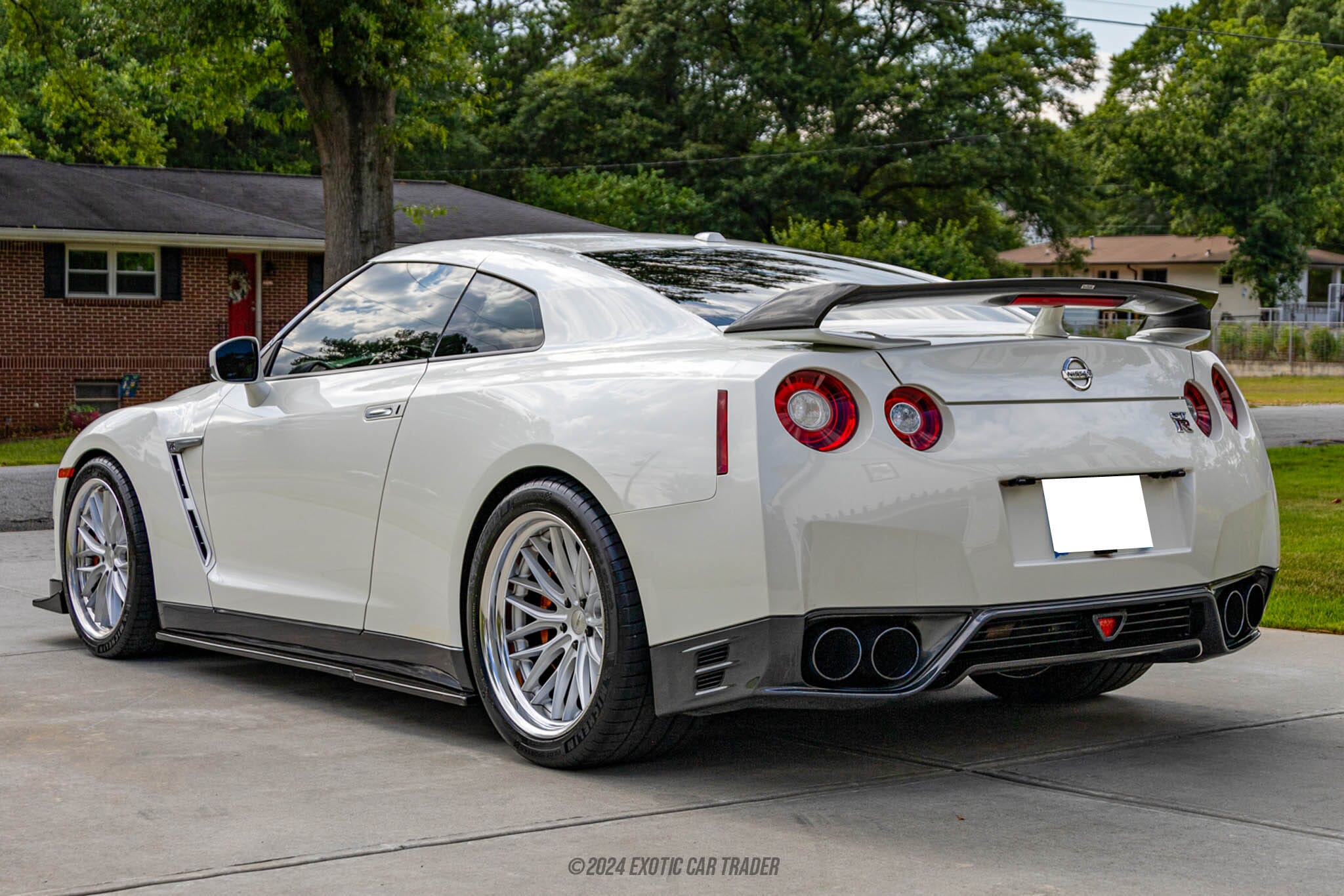 2016 Nissan GT-R Premium for sale