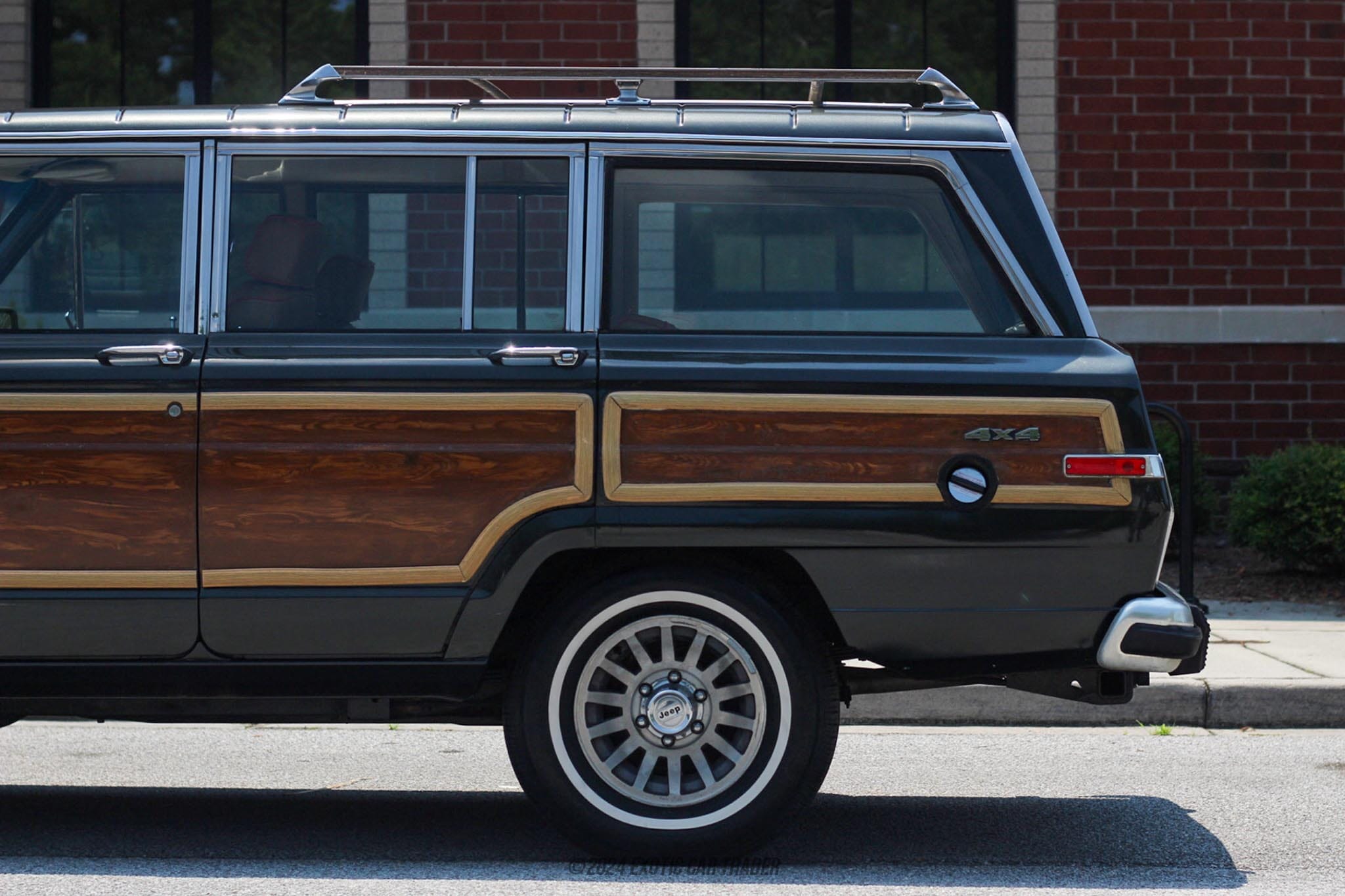1991 Jeep Grand Wagoneer for sale