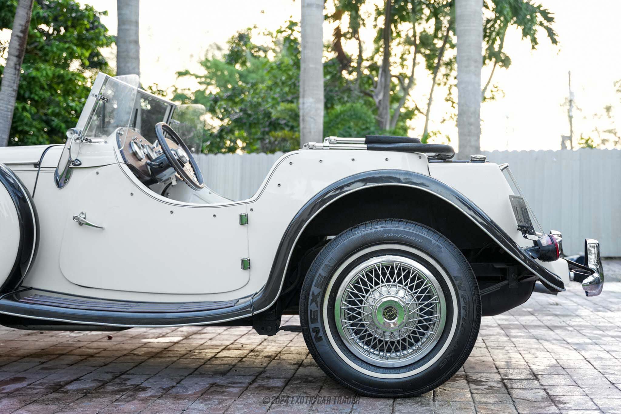 1936 Jaguar SS100 Replica by Classic Roadsters for sale