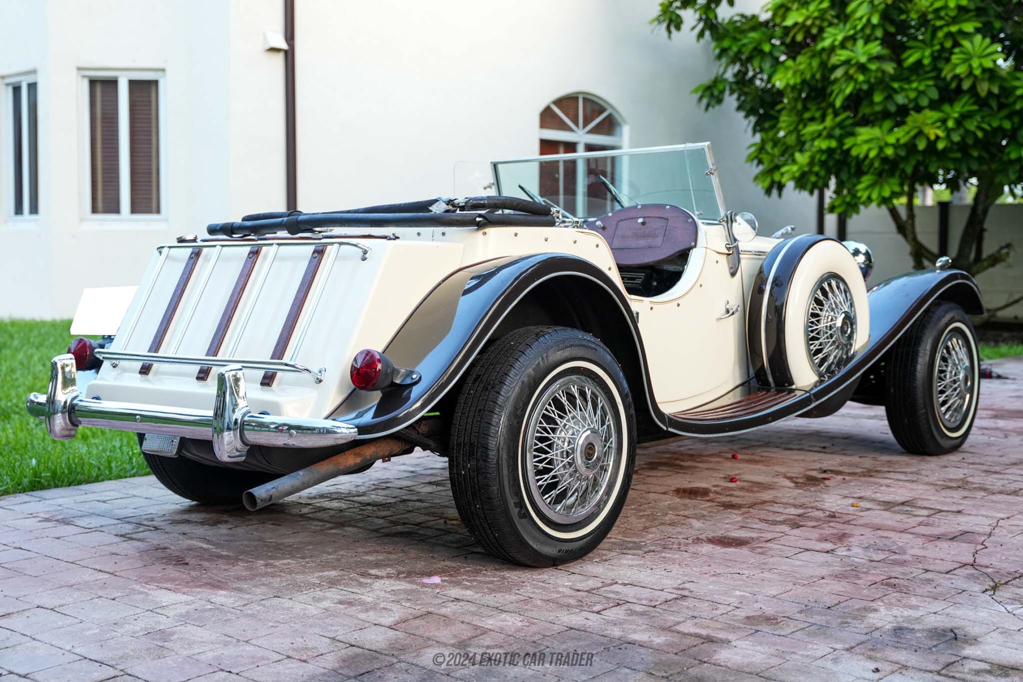 1936 Jaguar SS100 Replica by Classic Roadsters for sale