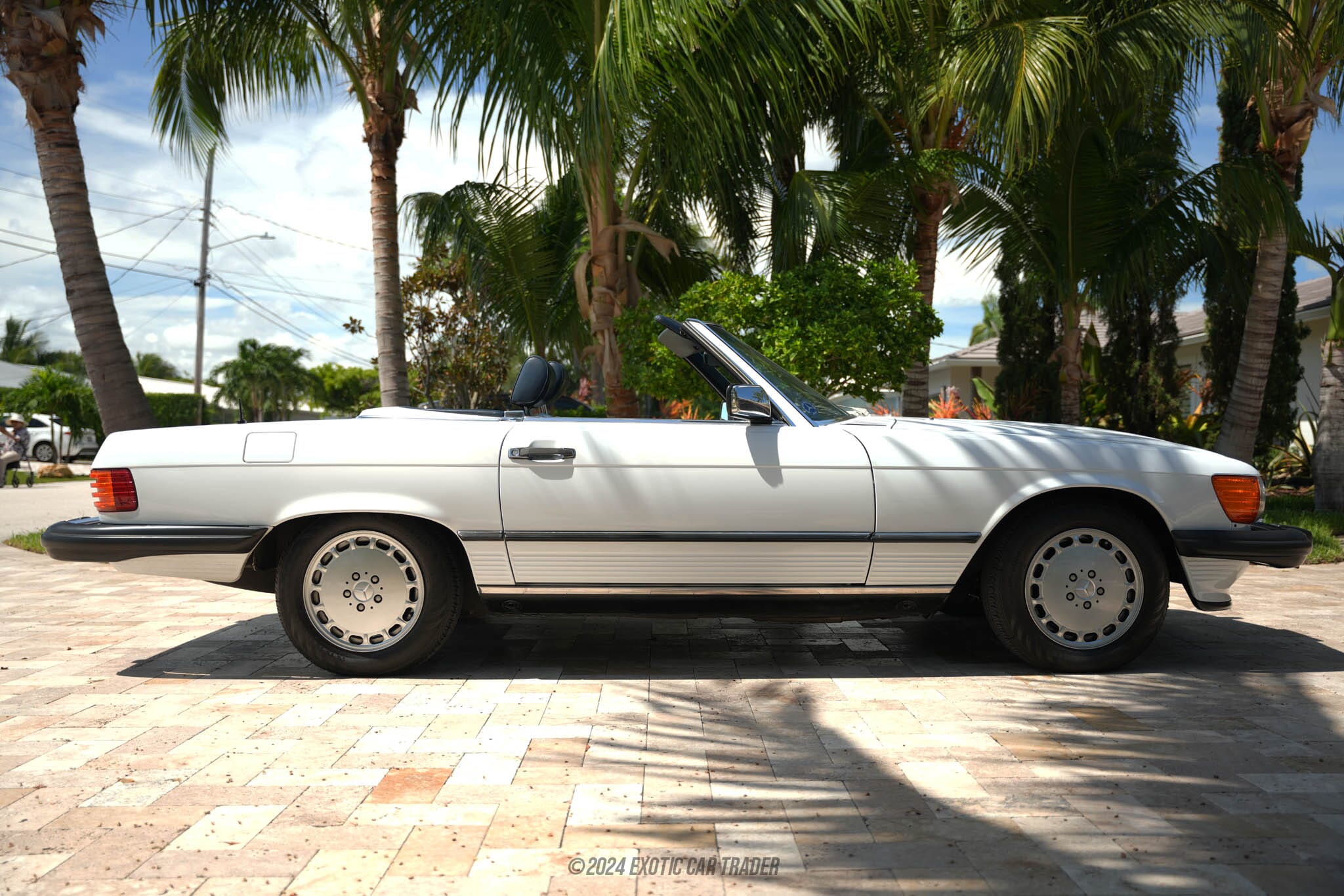 1988 Mercedes-Benz 560SL Roadster for sale