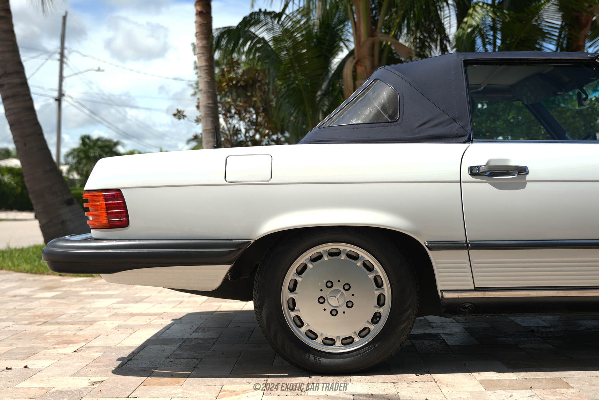 1988 Mercedes-Benz 560SL Roadster for sale