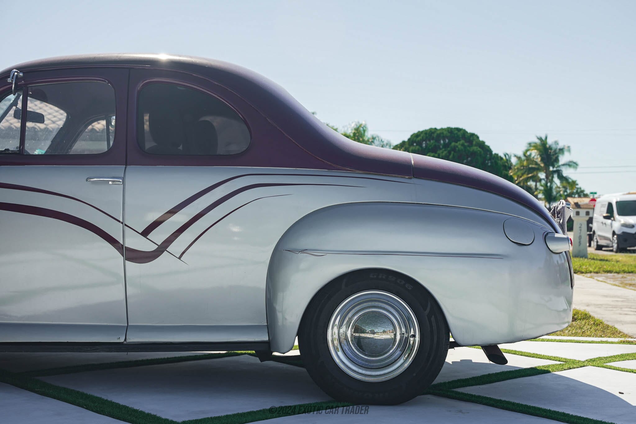 1947 Ford Deluxe 2-Door Sedan for sale