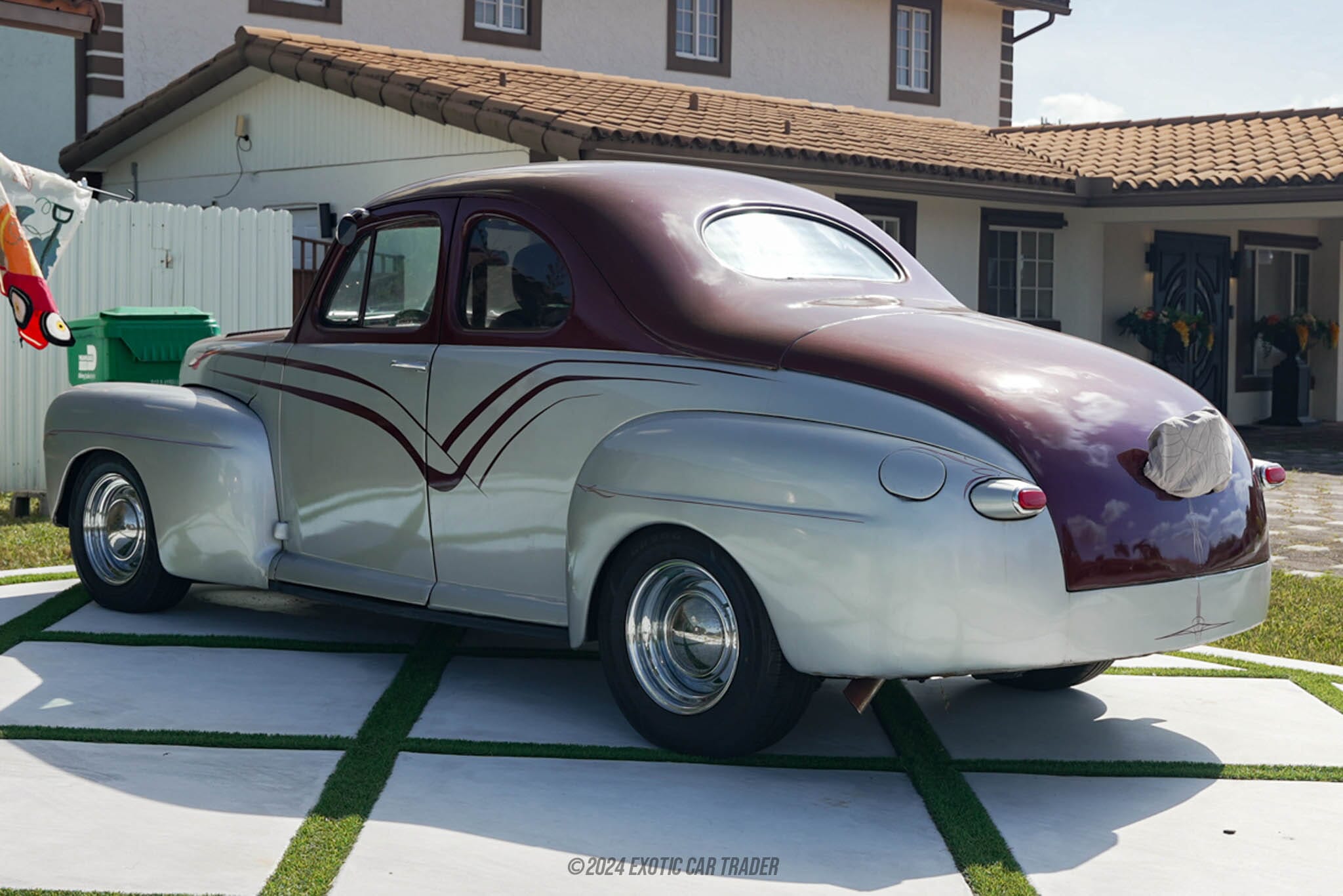1947 Ford Deluxe 2-Door Sedan for sale